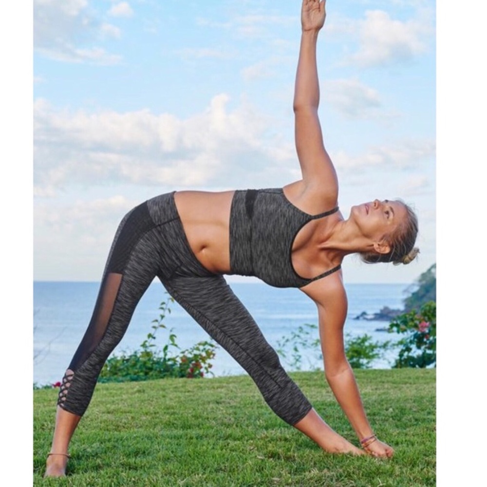 [EUC] Athleta mind over mat leggings